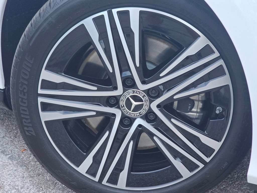 New 2027 Polar White Mercedes-Benz CLA 220 image 41