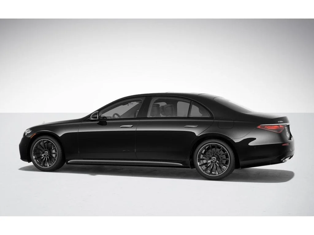 Used 2025 Black Mercedes-Benz S 580e image 32