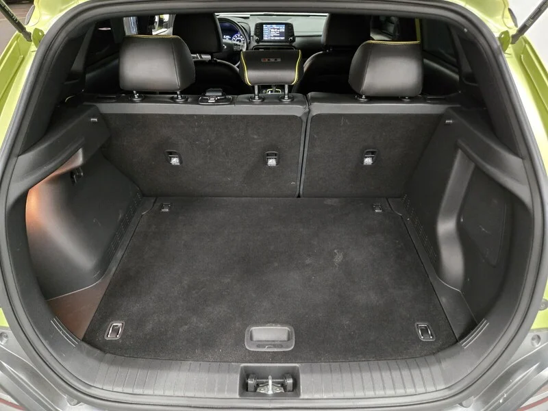Used 2019 Lime Twist Hyundai Limited image 10