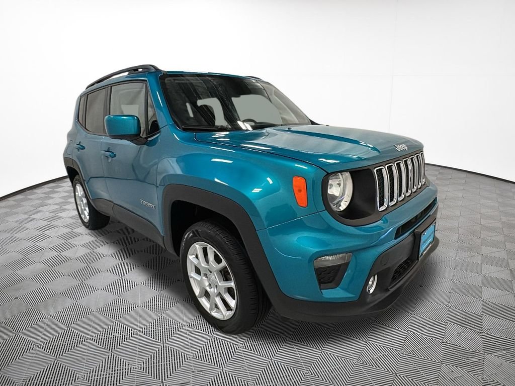 Used 2019 Green Jeep Latitude image 4