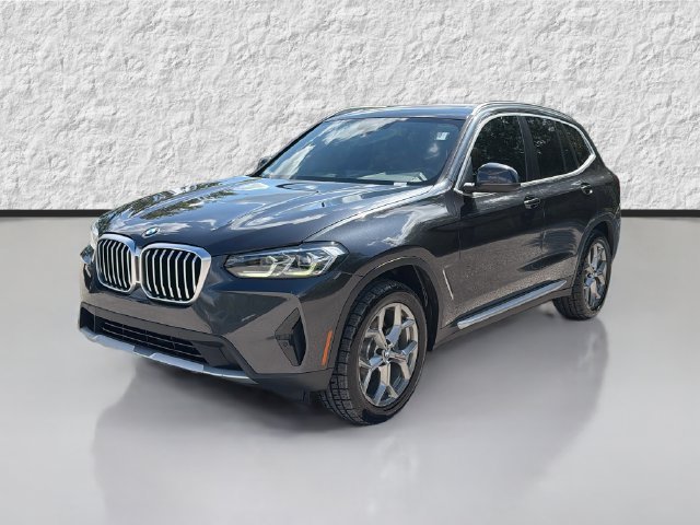 Used 2022 Dark Graphite Metallic BMW sDrive30i image 7