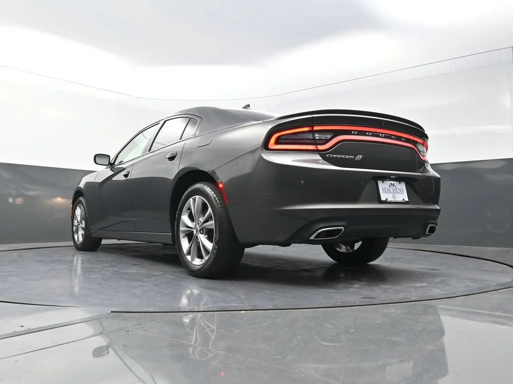 Used 2020 Gray Dodge SXT image 28