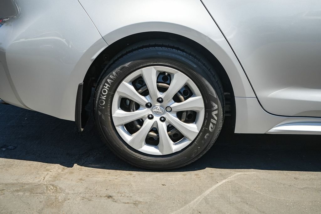Used 2022 Silver Toyota LE image 11