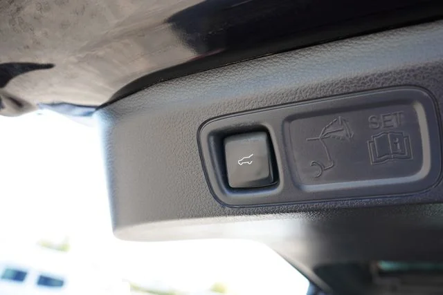 Used 2024 Black Ford Limited image 25