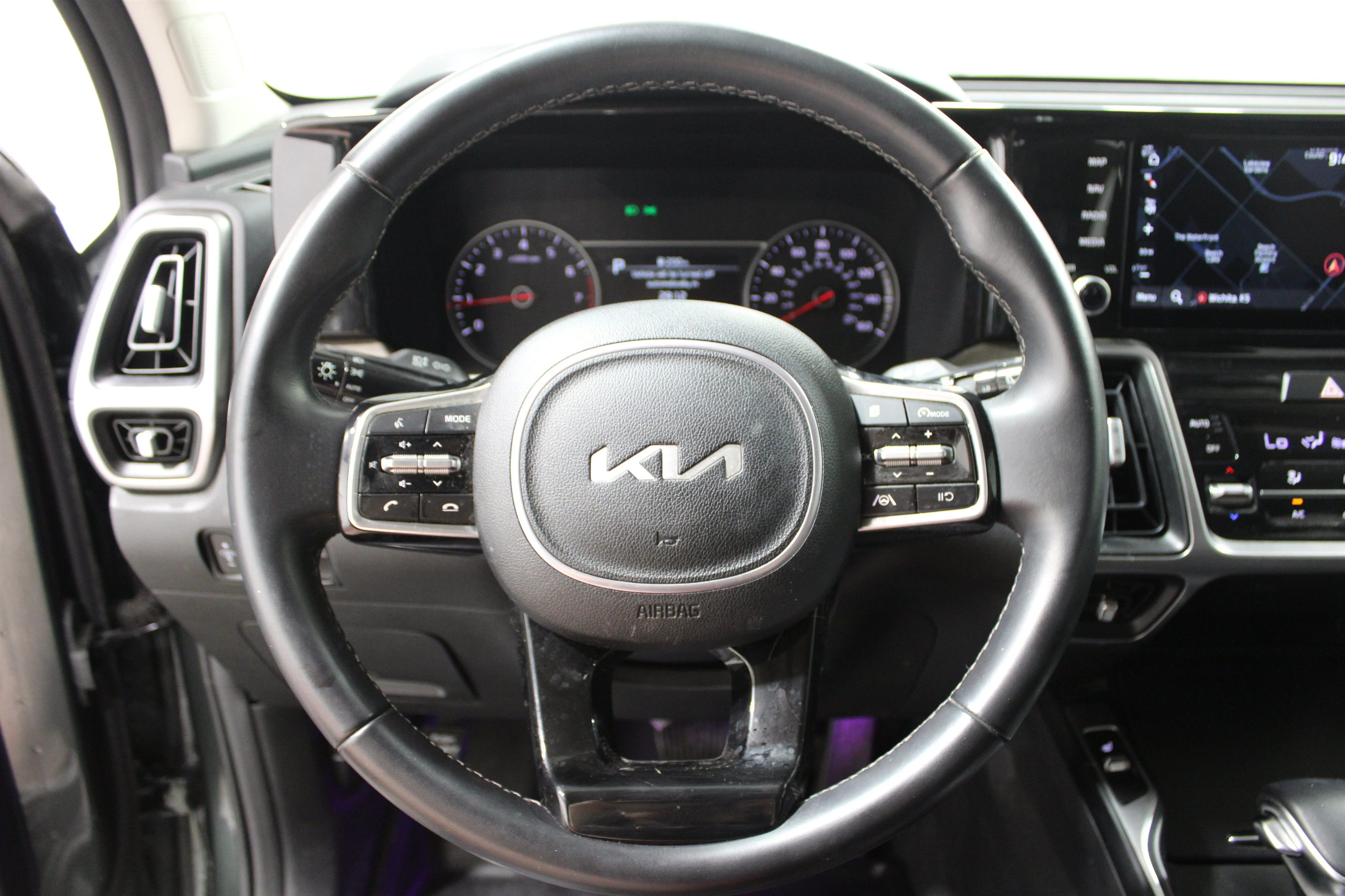 2023 Kia Sorento X-Line S - Photo 9