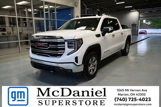 2022 GMC Sierra 4WD Crew Cab Short Box SLT's photo