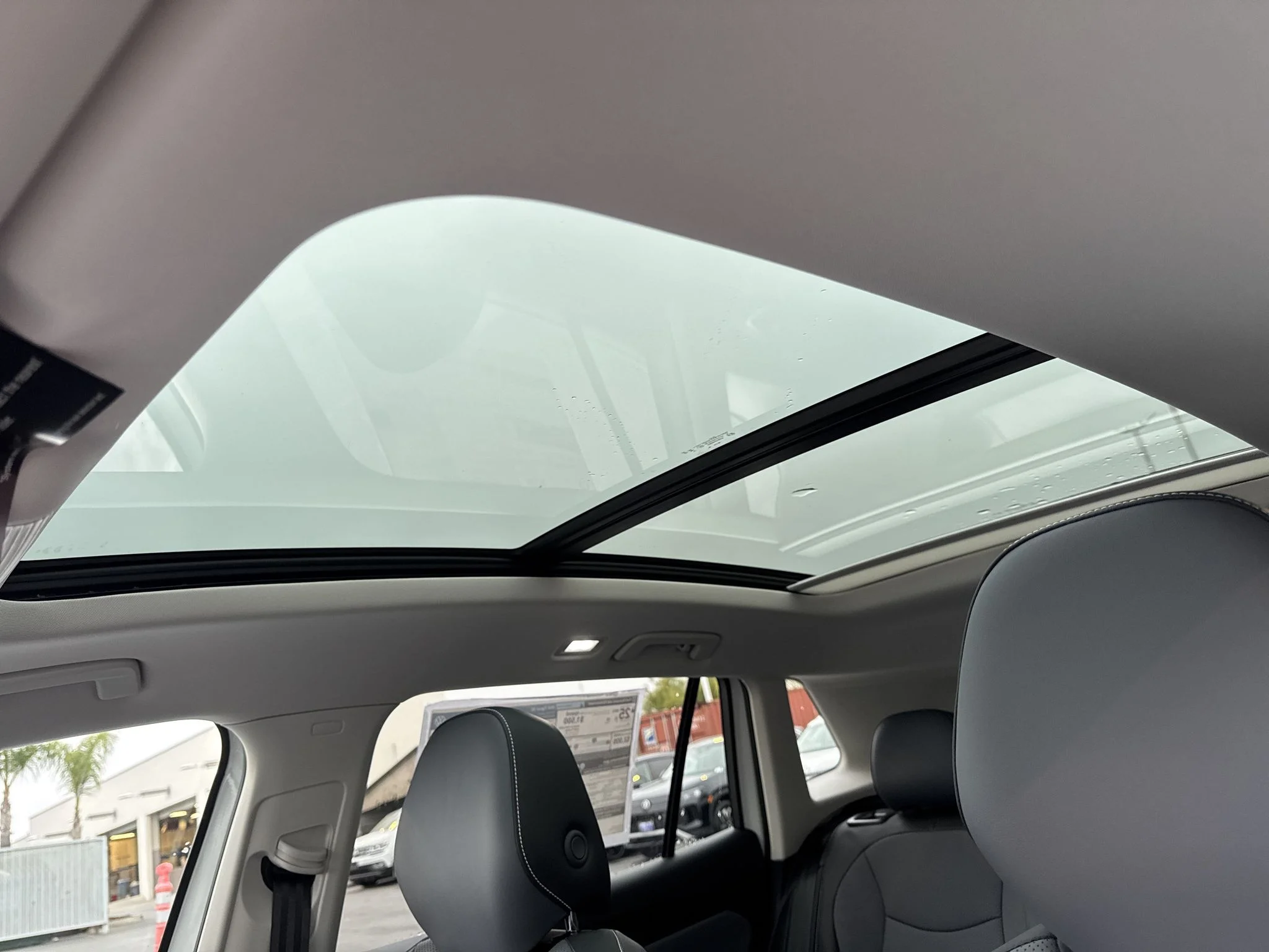 New 2026 Pure White Volkswagen SE image 30