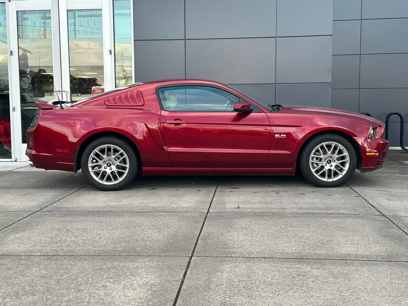 Used 2014 Ruby Red Metallic Ford GT Premium image 3