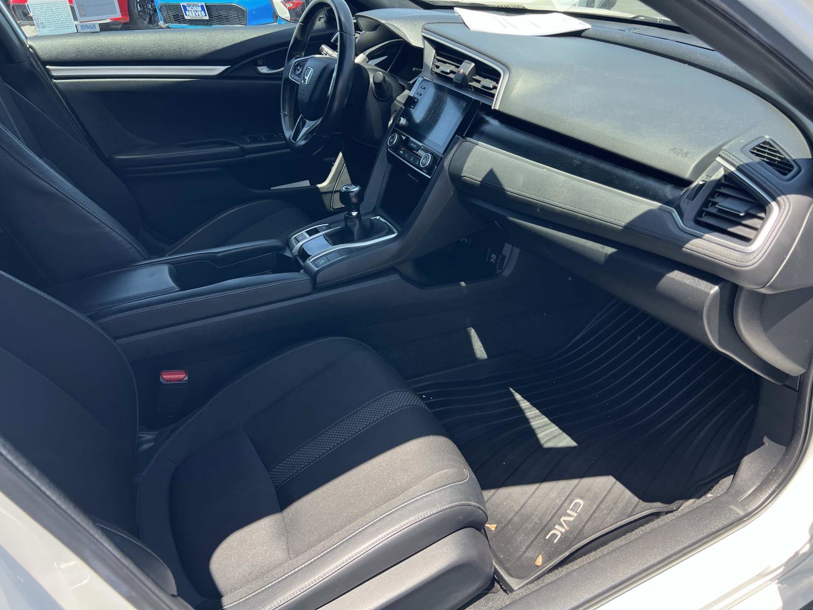 2019 Honda Civic Sport - Photo 28