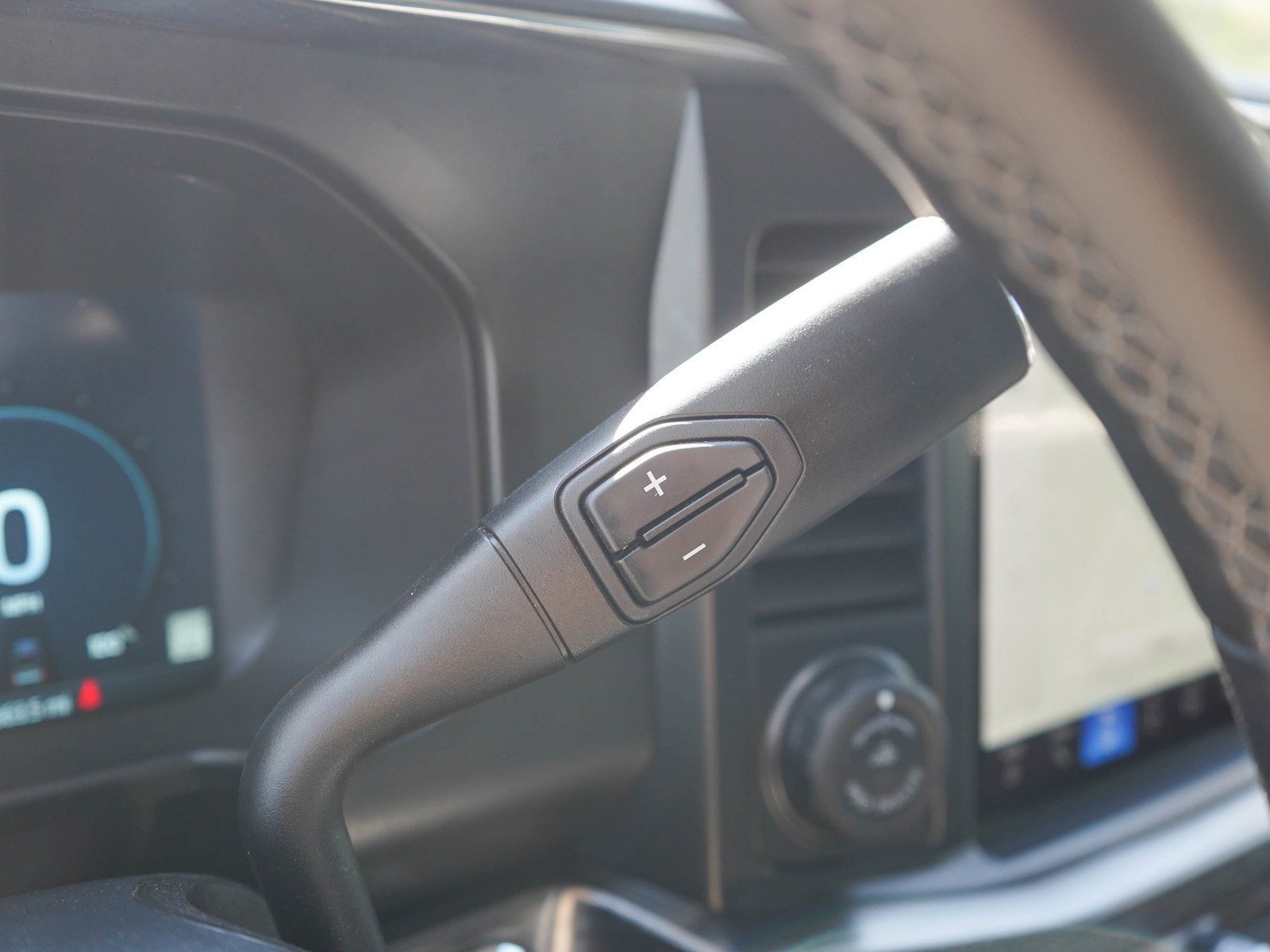 Used 2025 White Ford  image 24