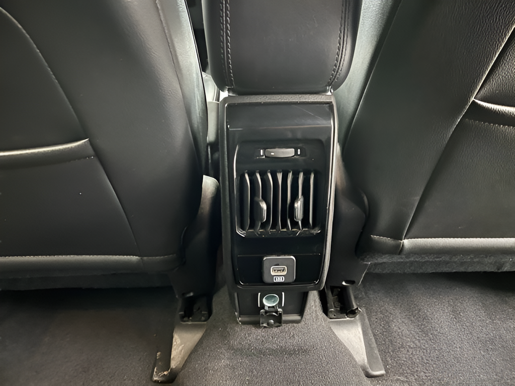 Used 2025 Silver Jeep Trailhawk image 16