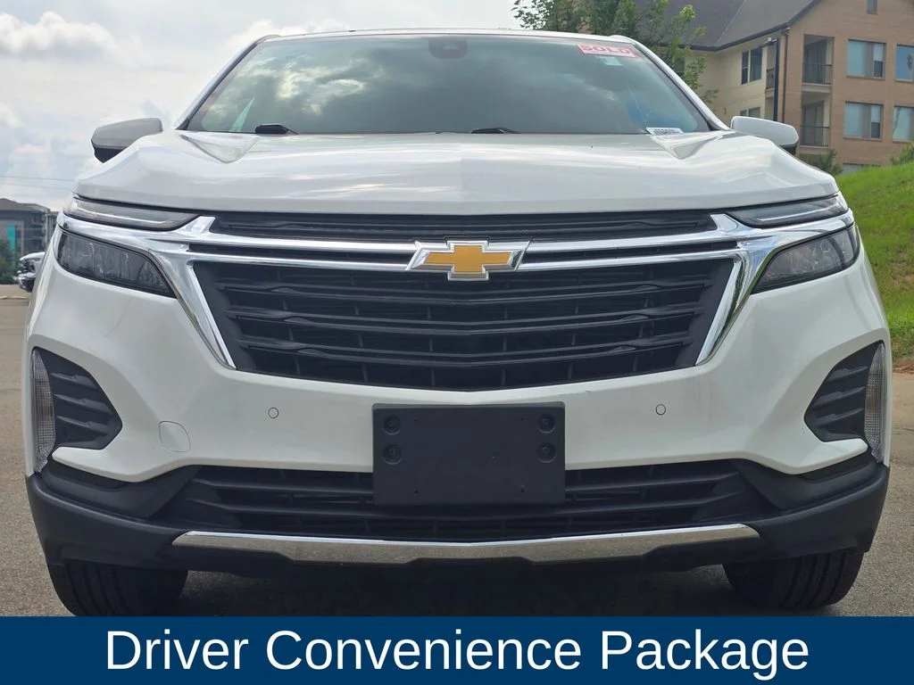 Used 2022 White Chevrolet LT image 5