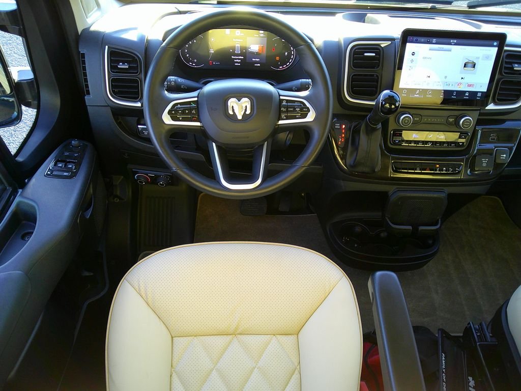 Used 2024 Black RAM High Roof image 43