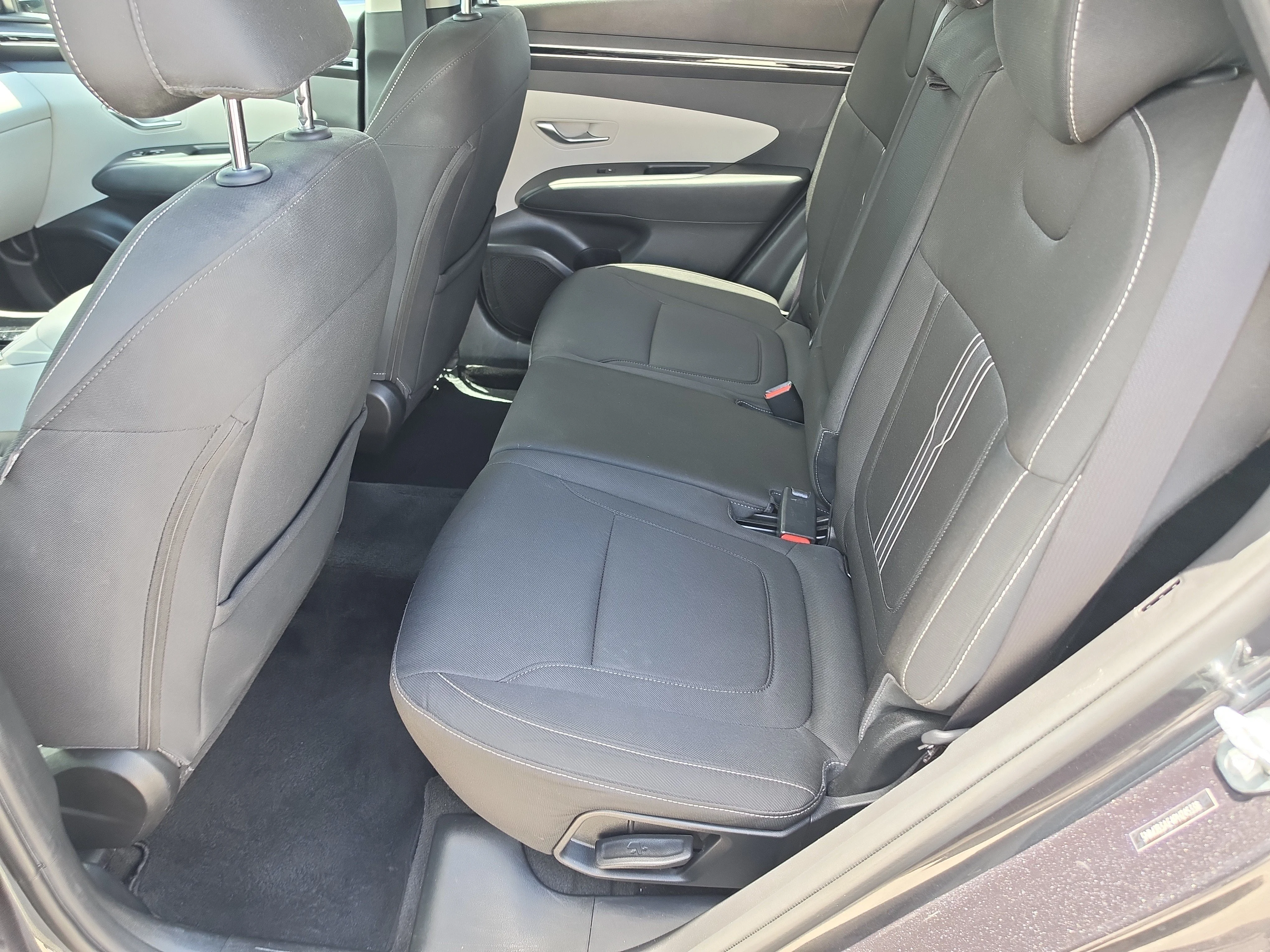 Used 2023 Portofino Gray Hyundai SEL image 17