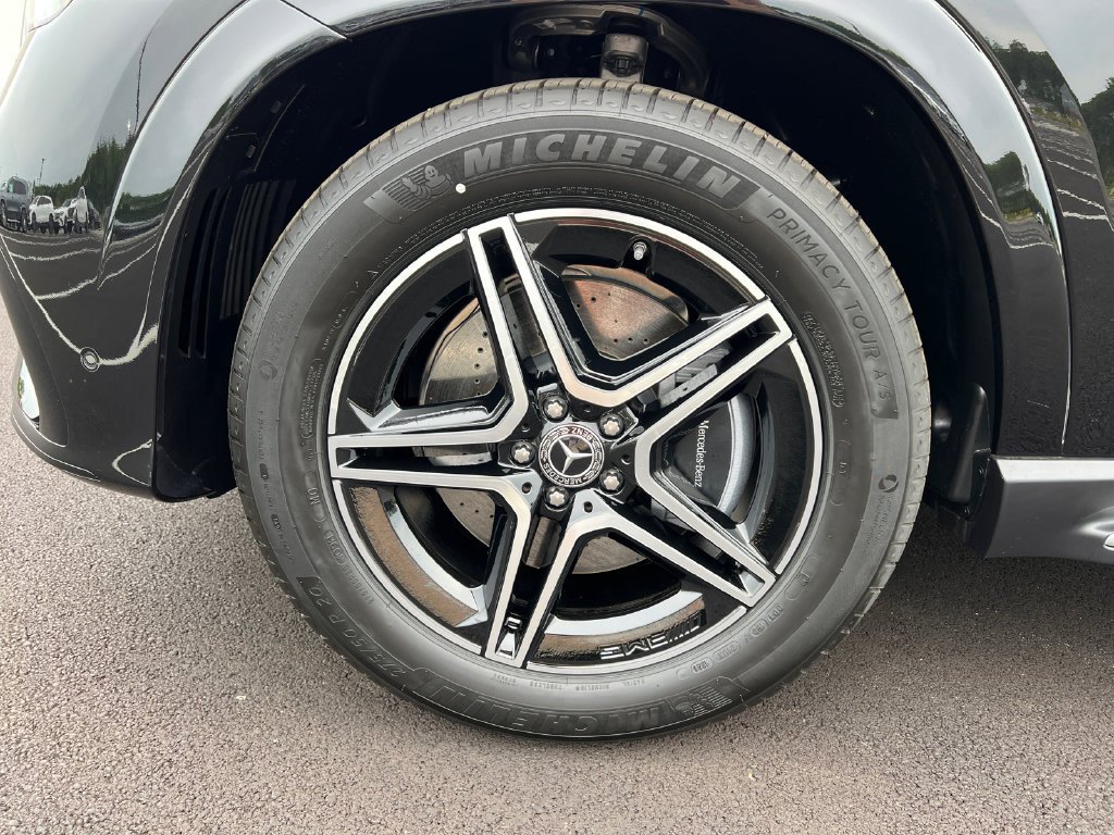New 2026 Obsidian Black Metallic Mercedes-Benz GLE 450 image 32