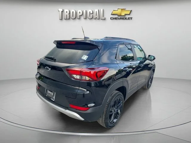 New 2026 Mosaic Black Metallic Chevrolet LT image 5