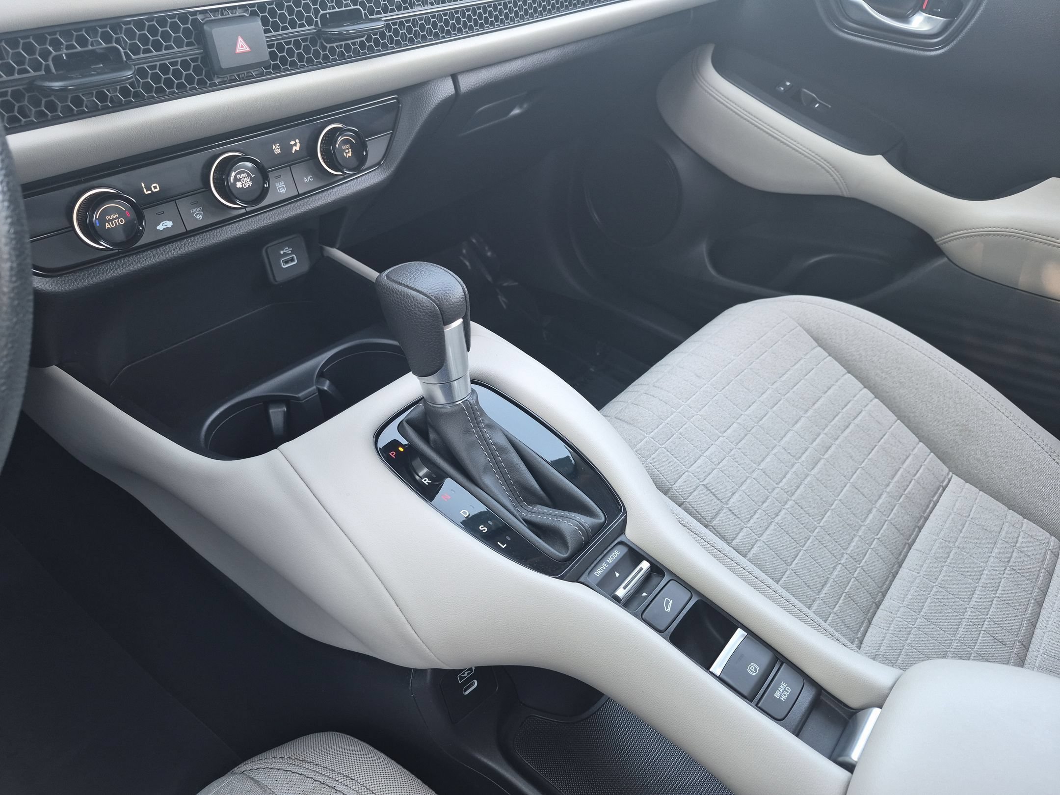 2024 Honda HR-V LX - Photo 22