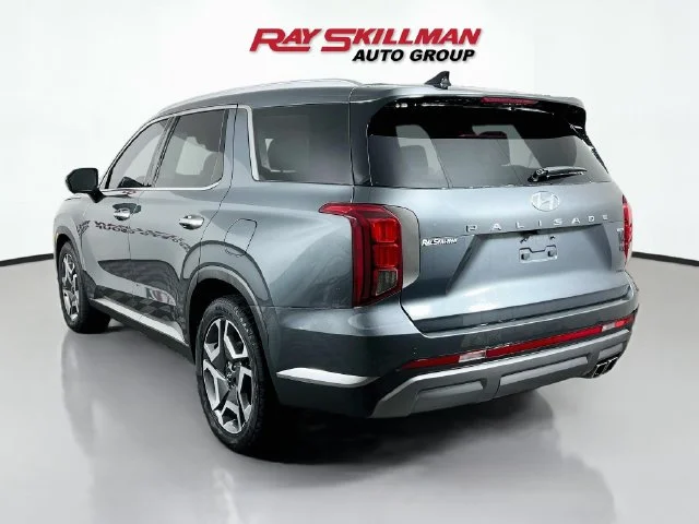 Used 2024 Gray Hyundai SEL image 5