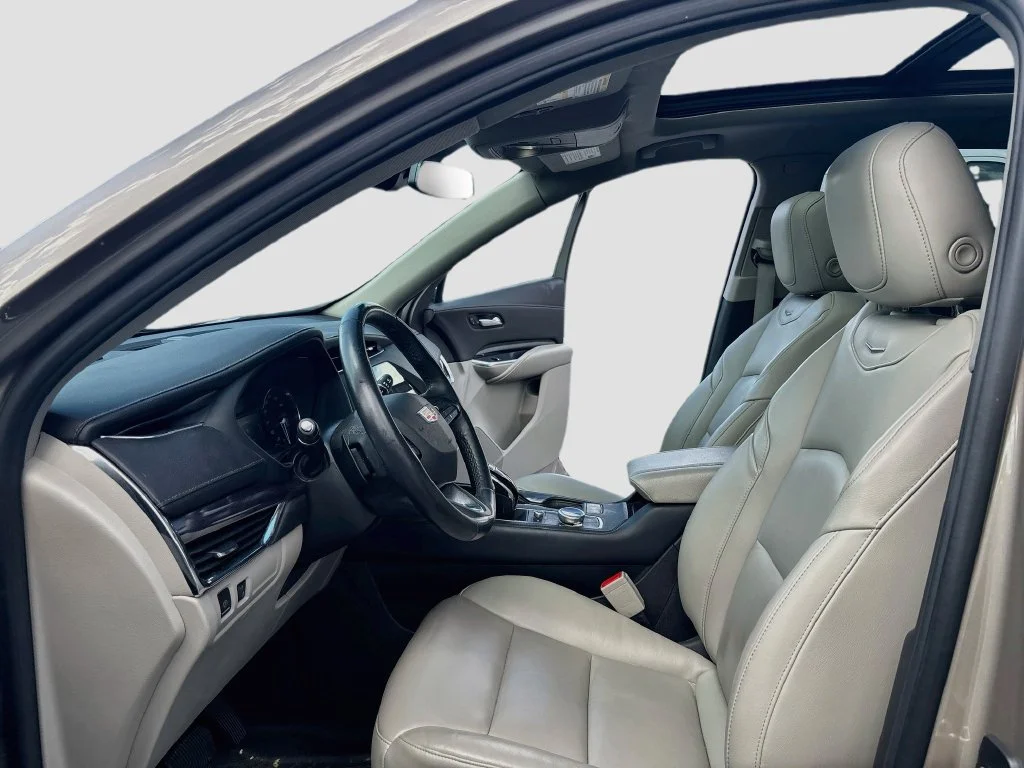 Used 2023 Brown Cadillac Luxury image 33