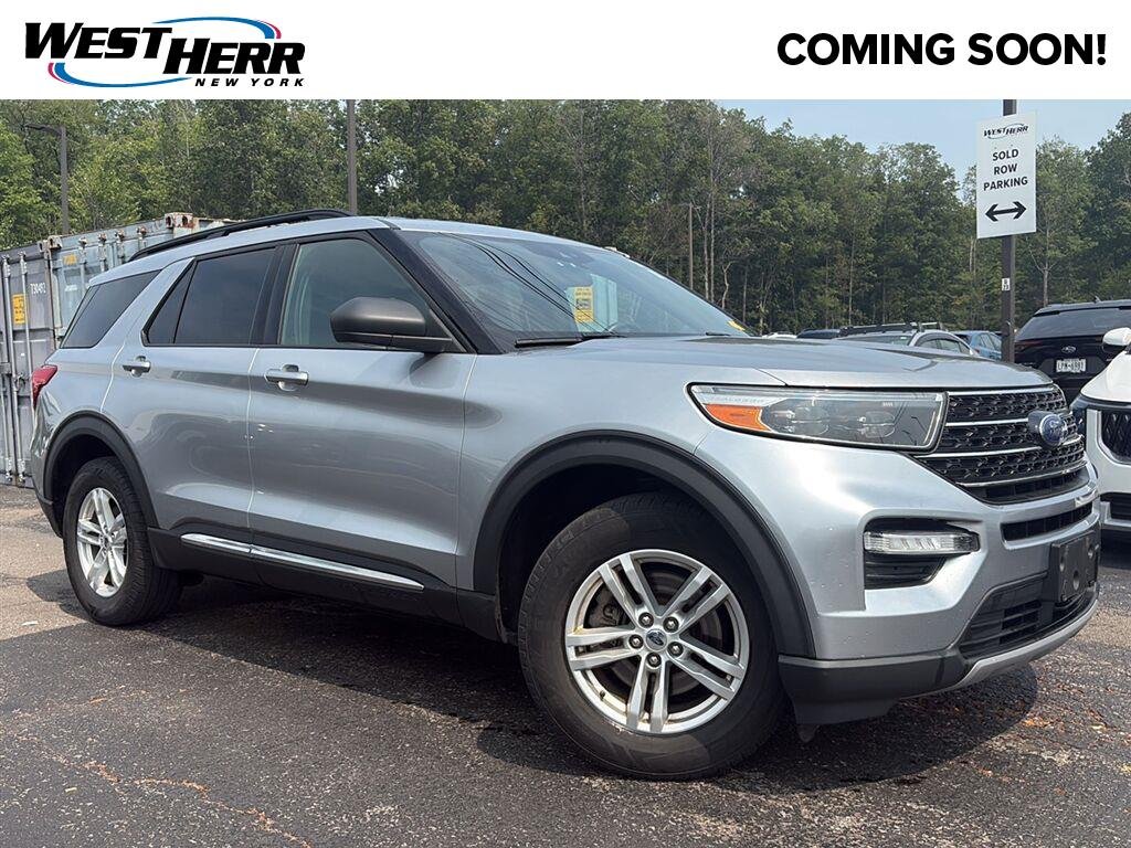 Used 2020 Iconic Silver Ford XLT image 1