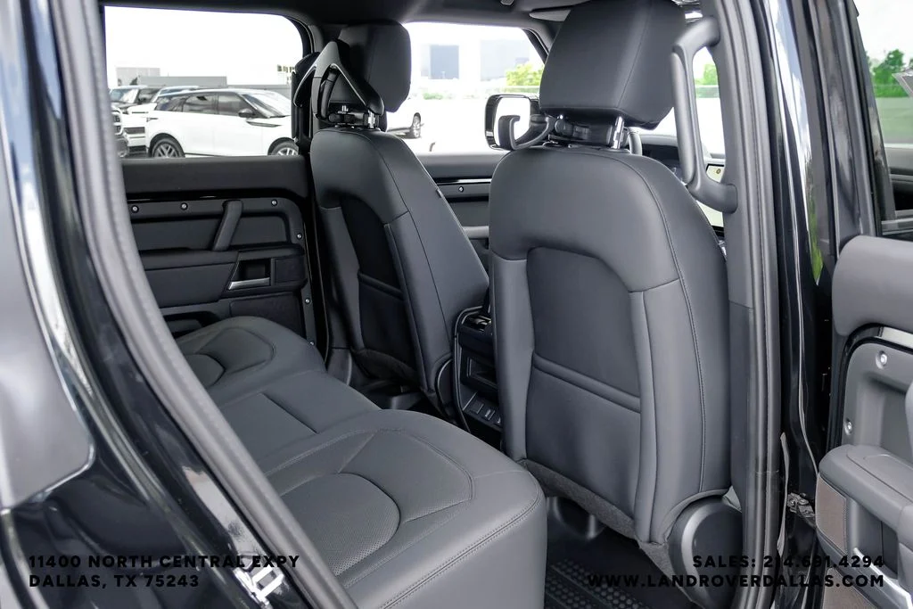 Used 2026 Black Land Rover S image 40
