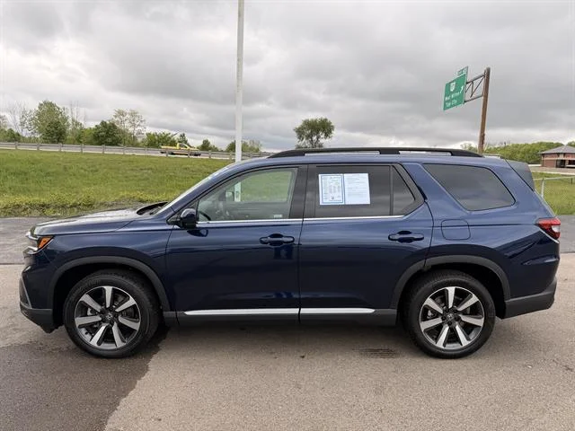 Certified Used 2025 OBSIDIAN BLUE Honda Touring image 6