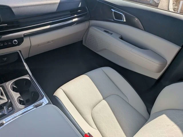 New 2026 Snow White Pearl Kia SX image 17
