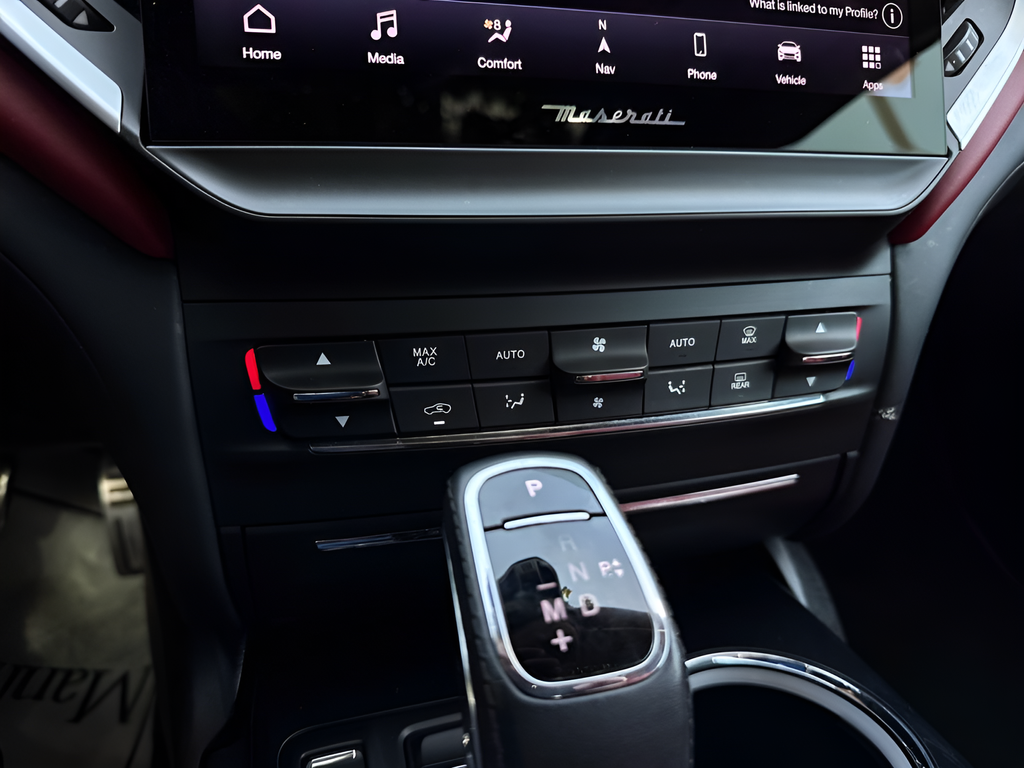 Used 2023 Blue Maserati Modena Q4 image 9