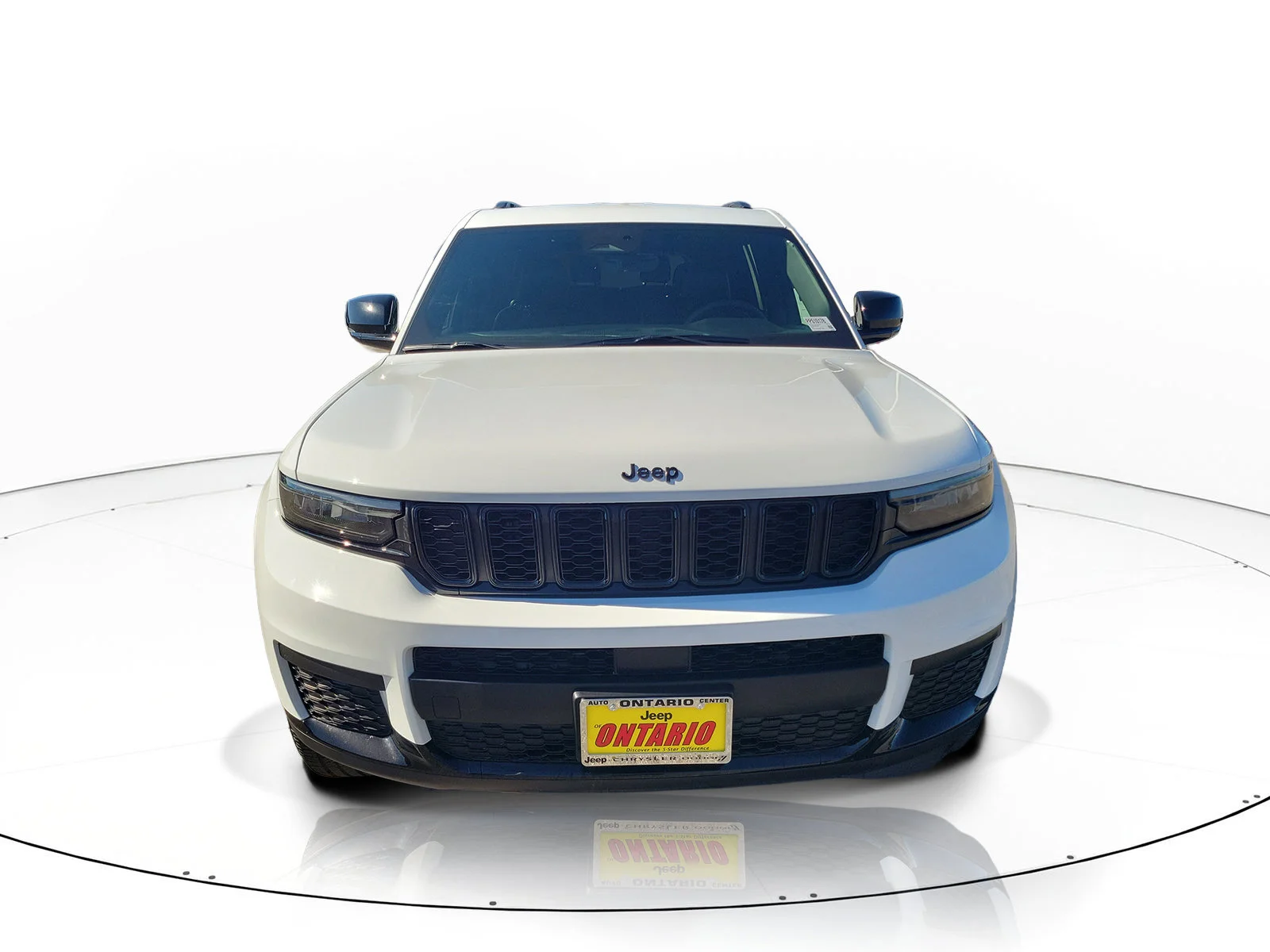 Certified Used 2025 White Jeep Altitude image 9