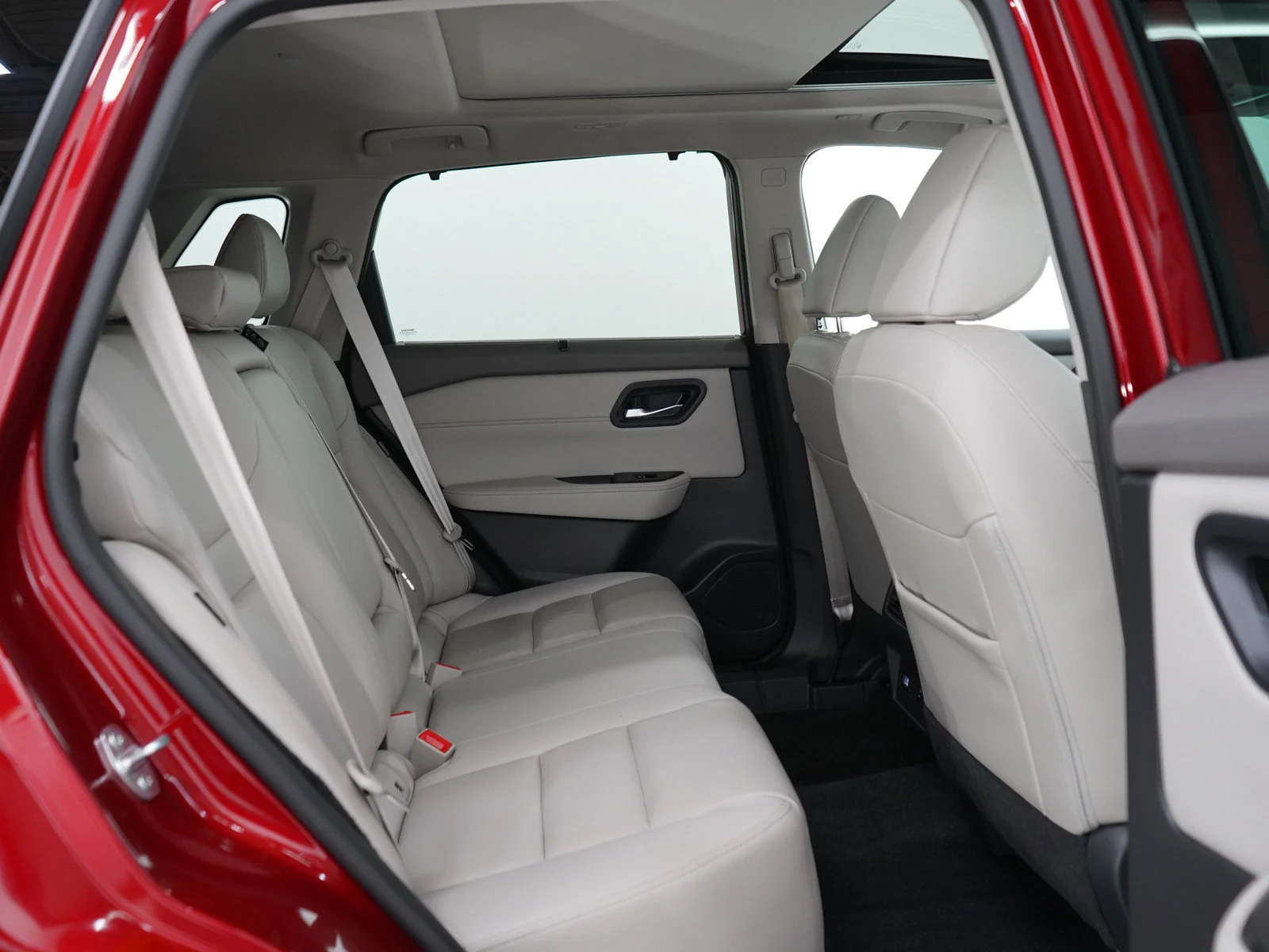 Used 2023 Scarlet Ember Tintcoat Nissan SL image 12
