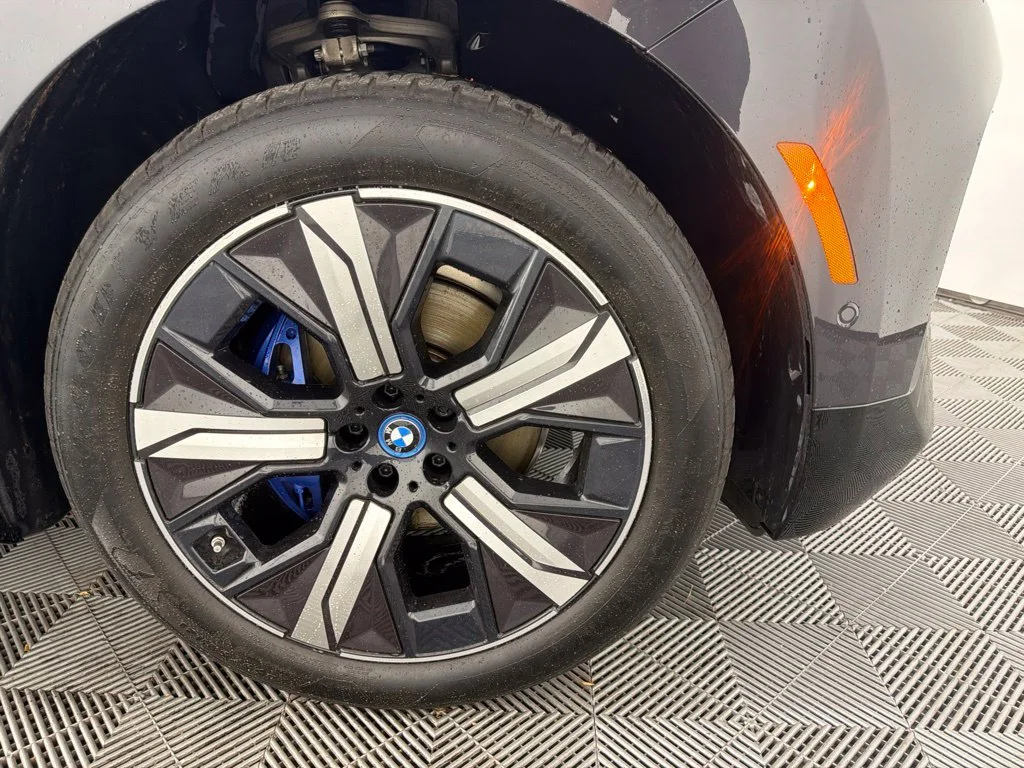 Certified Used 2024 Gray BMW xDrive50 image 11