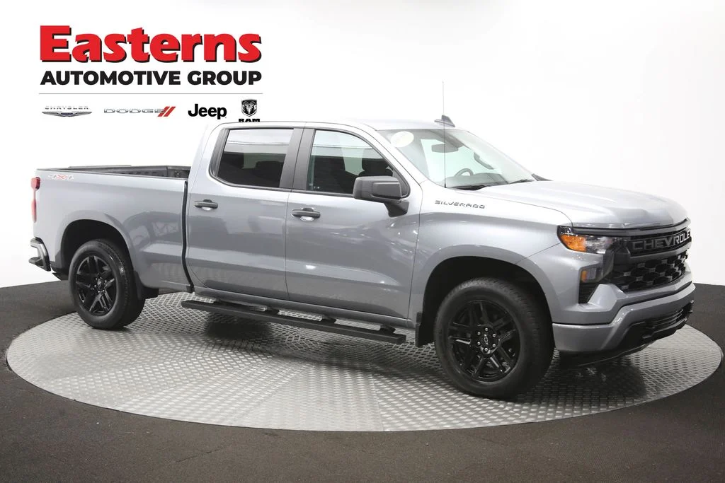 Used 2024 Gray Chevrolet Custom image 49