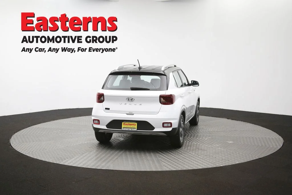 Used 2025 White Hyundai Limited image 37