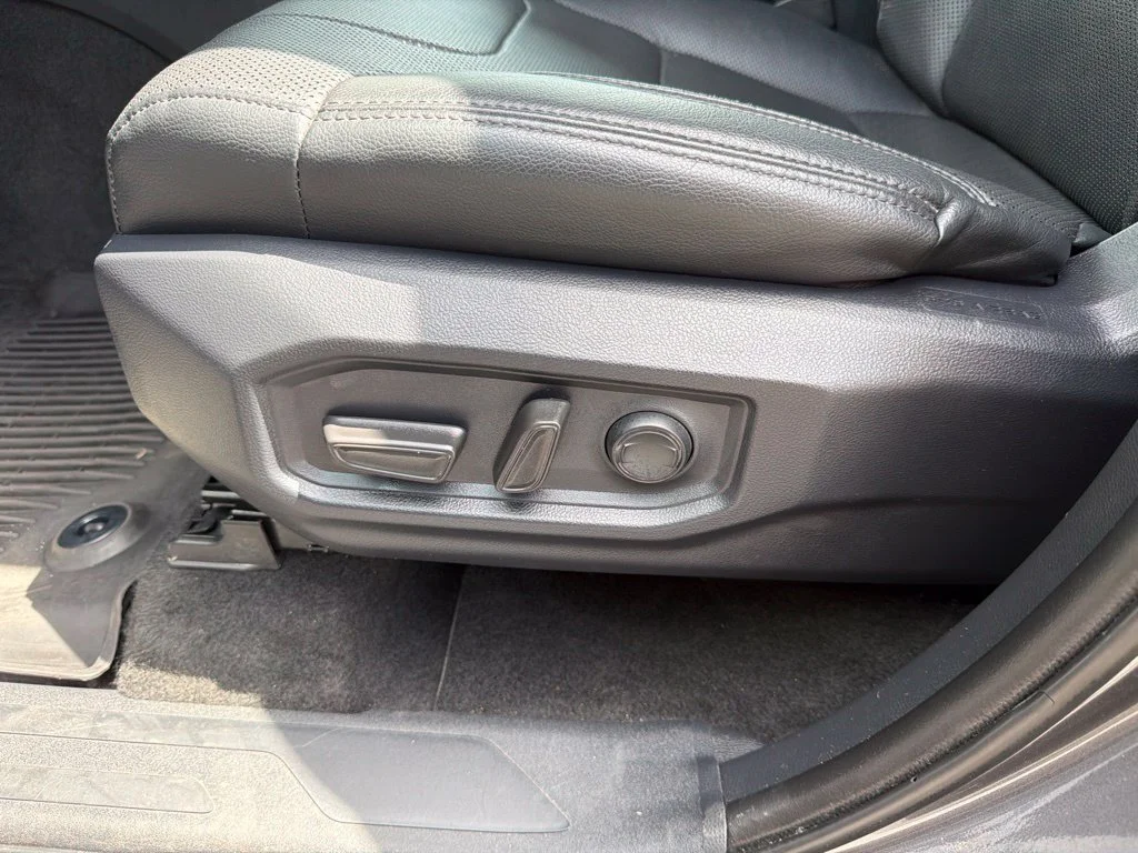 Used 2023 Gray Toyota SR5 image 13