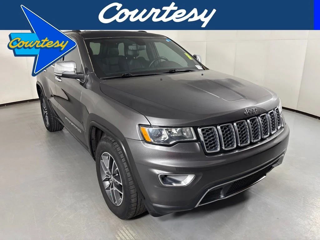 Used 2018 Gray Jeep Limited image 1