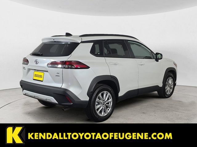 Certified Used 2026 PLATINUM WHITE PEARL MC. Toyota  image 5