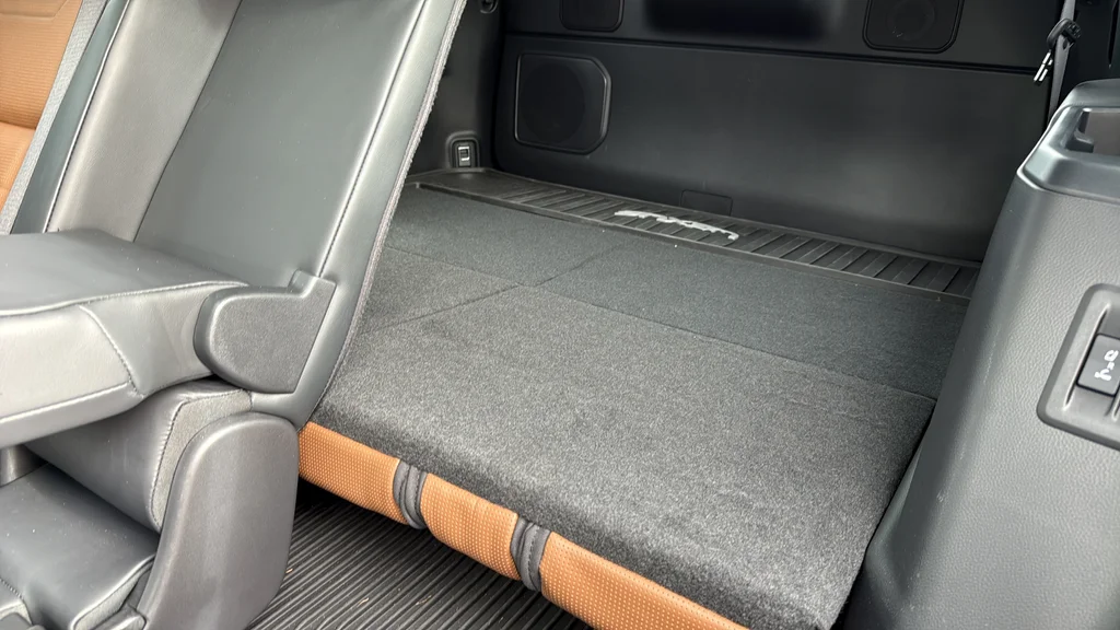 Certified Used 2024  Lexus 550 Luxury+ image 18