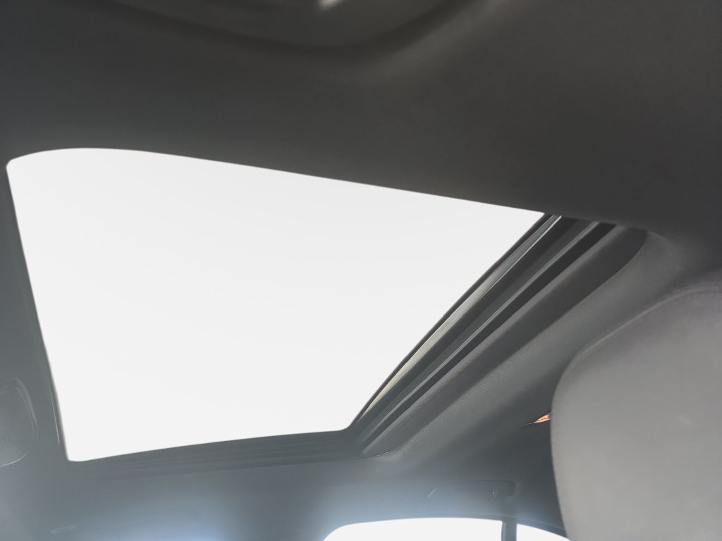 Used 2021 Mineral White Metallic BMW M340i image 21