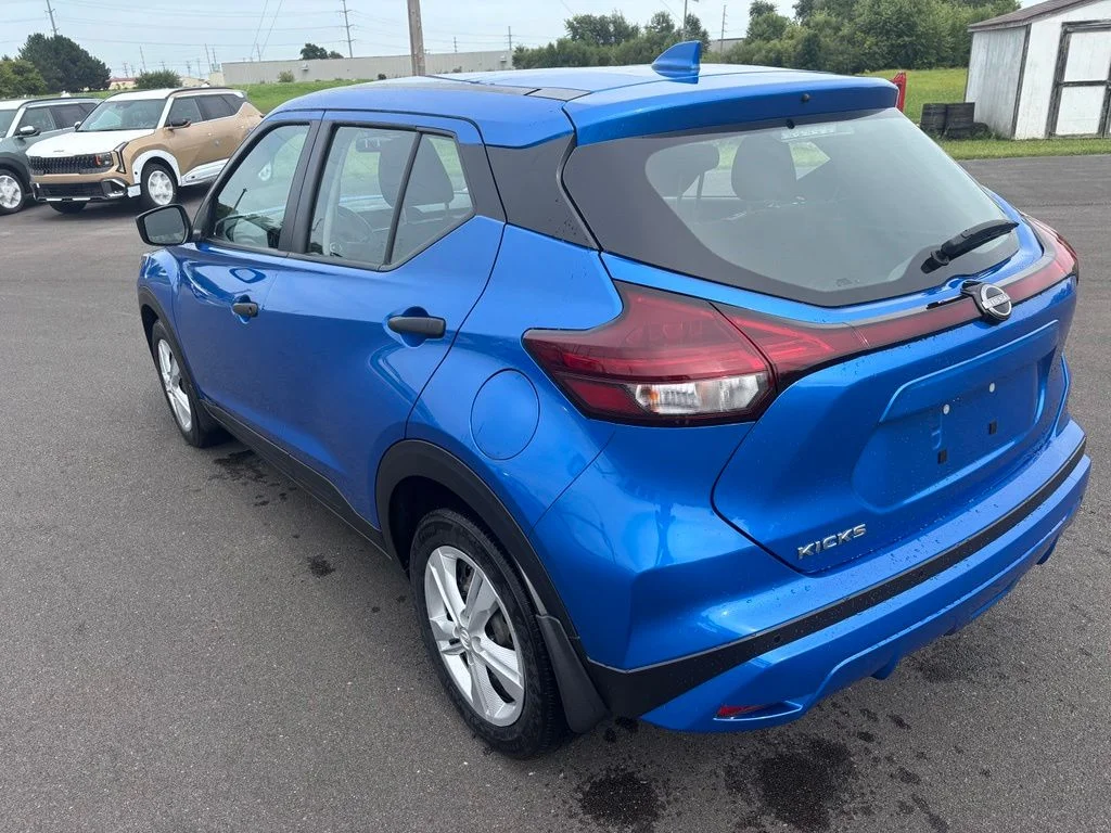 Used 2024 Electric Blue Metallic Nissan S image 7