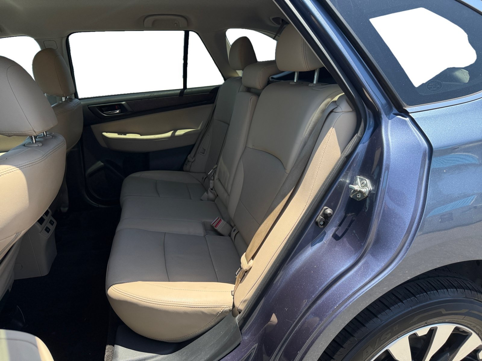 Used 2015 Twilight Blue Metallic Subaru 2.5i image 16