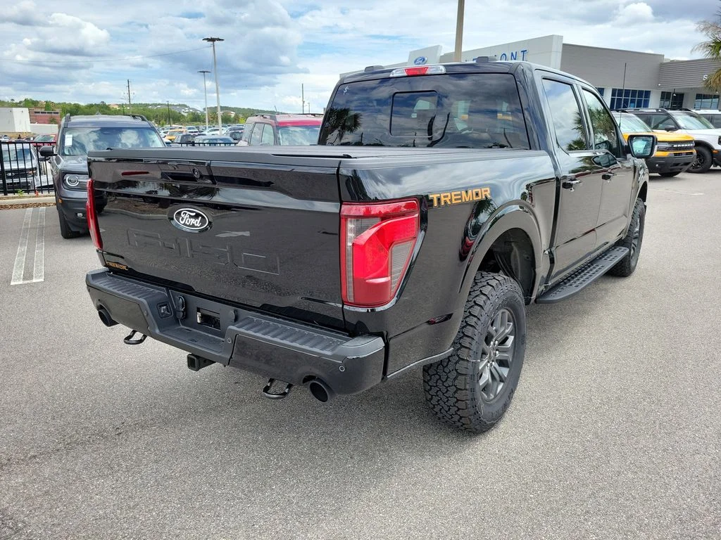 New 2026 Agate Black Metallic Ford Tremor® image 5