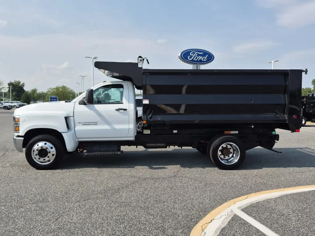 Used 2023 Summit White Chevrolet Work Truck image 5