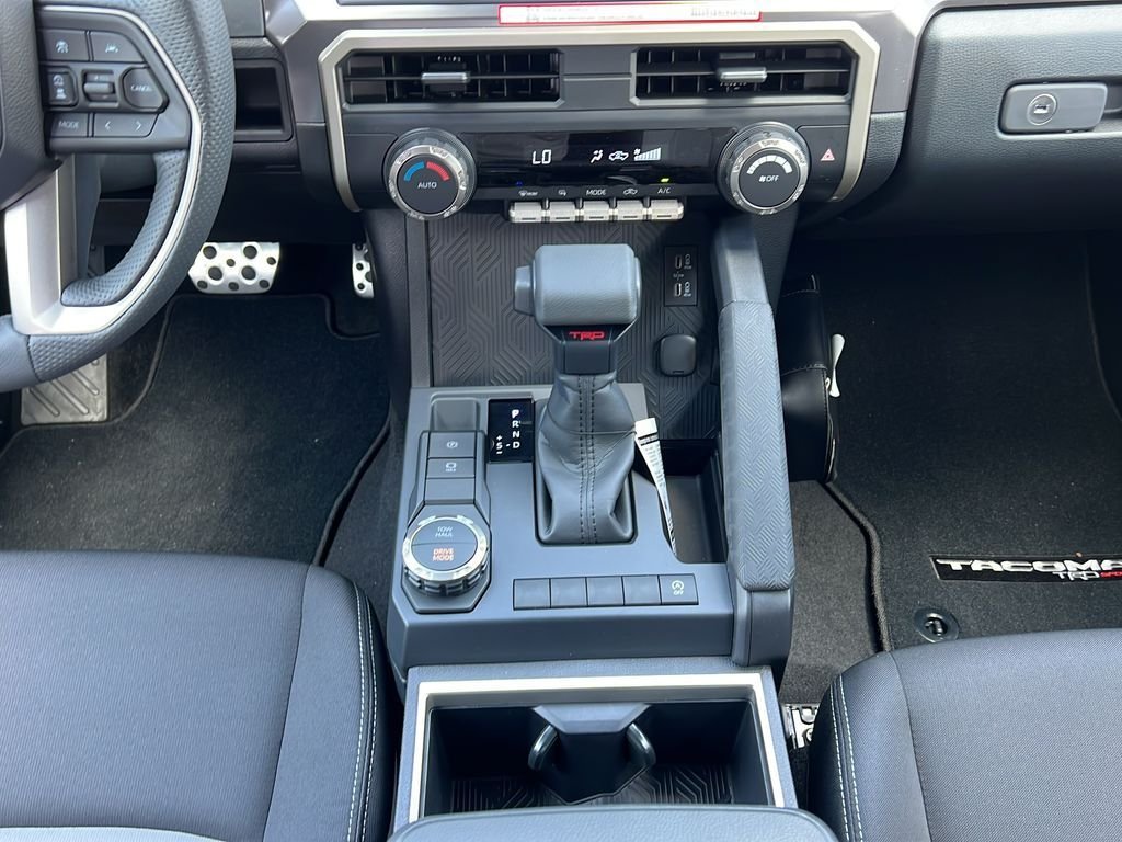 New 2026 Wind Chill Pearl <sup>1</sup> Toyota  TRD Sport image 14