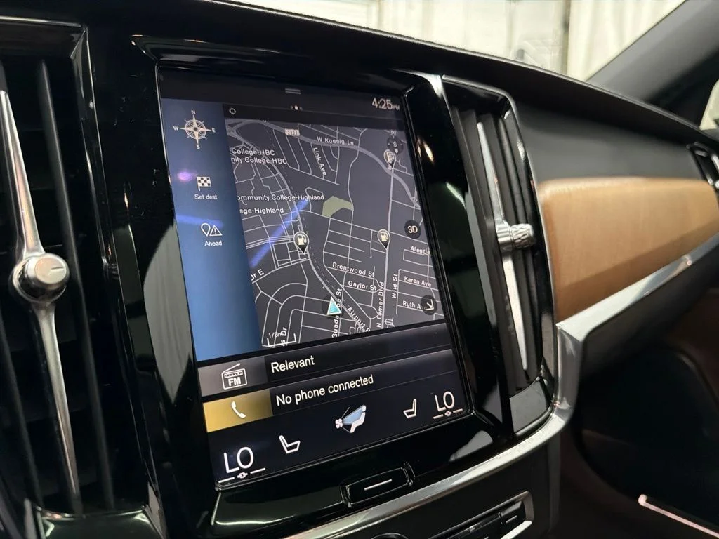 Used 2018  Volvo T6 Inscription image 17