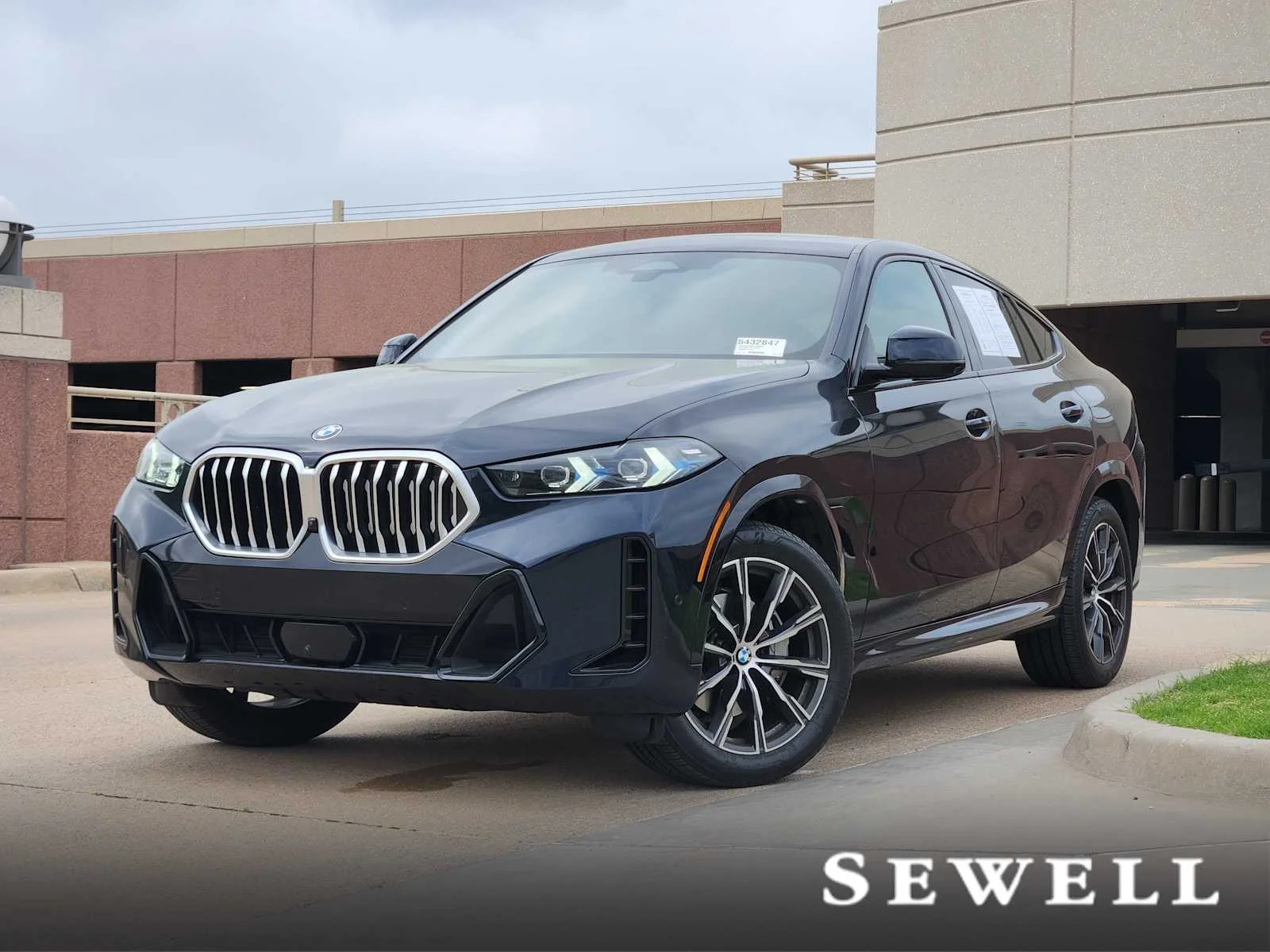2025 BMW X6 xDrive40i's photo
