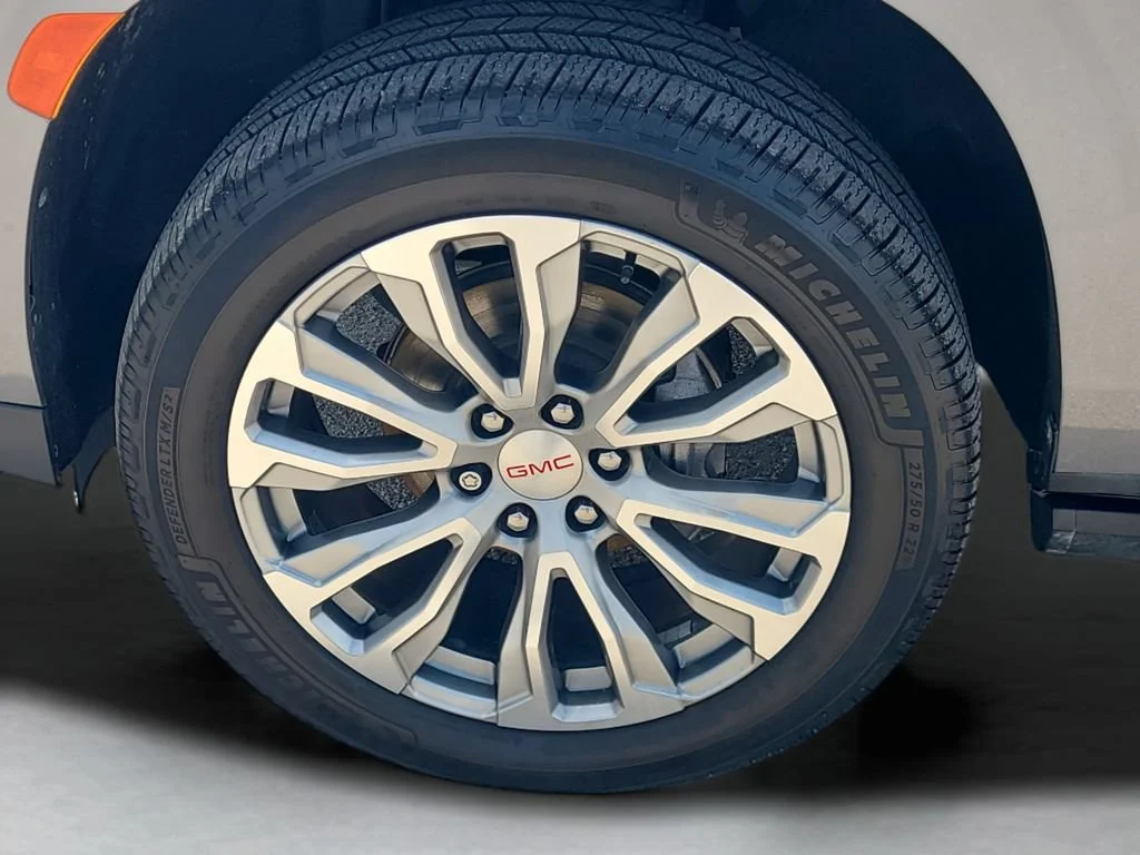 Used 2021 SATIN STEEL METALLIC GMC Denali image 25