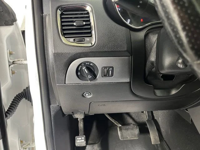 Used 2020 White/off-white Dodge R/T image 19