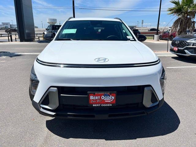 New 2026 White Hyundai SEL Sport FWD image 3