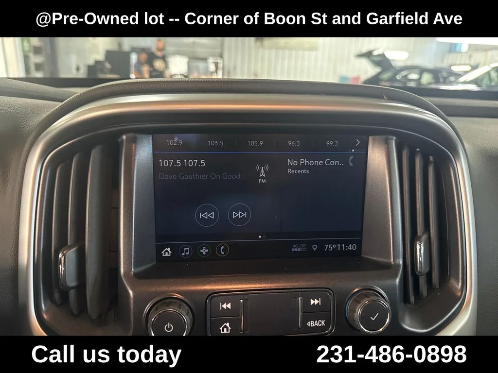 Used 2021 Gray Chevrolet LT image 23