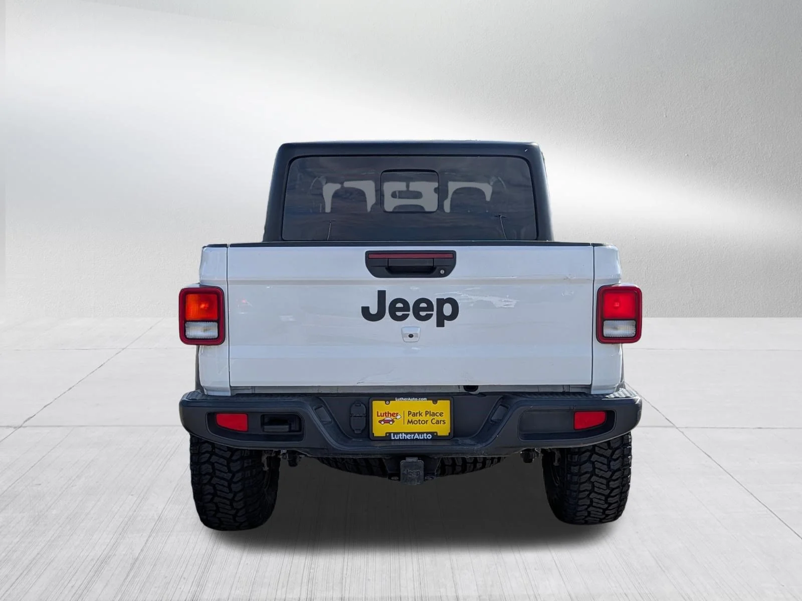 Used 2020 Bright White Clearcoat Jeep Sport S image 6
